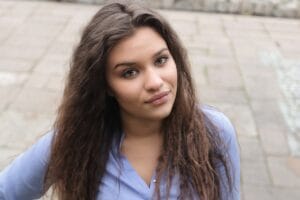 cat la suta din populatia lumii are ochii verzi