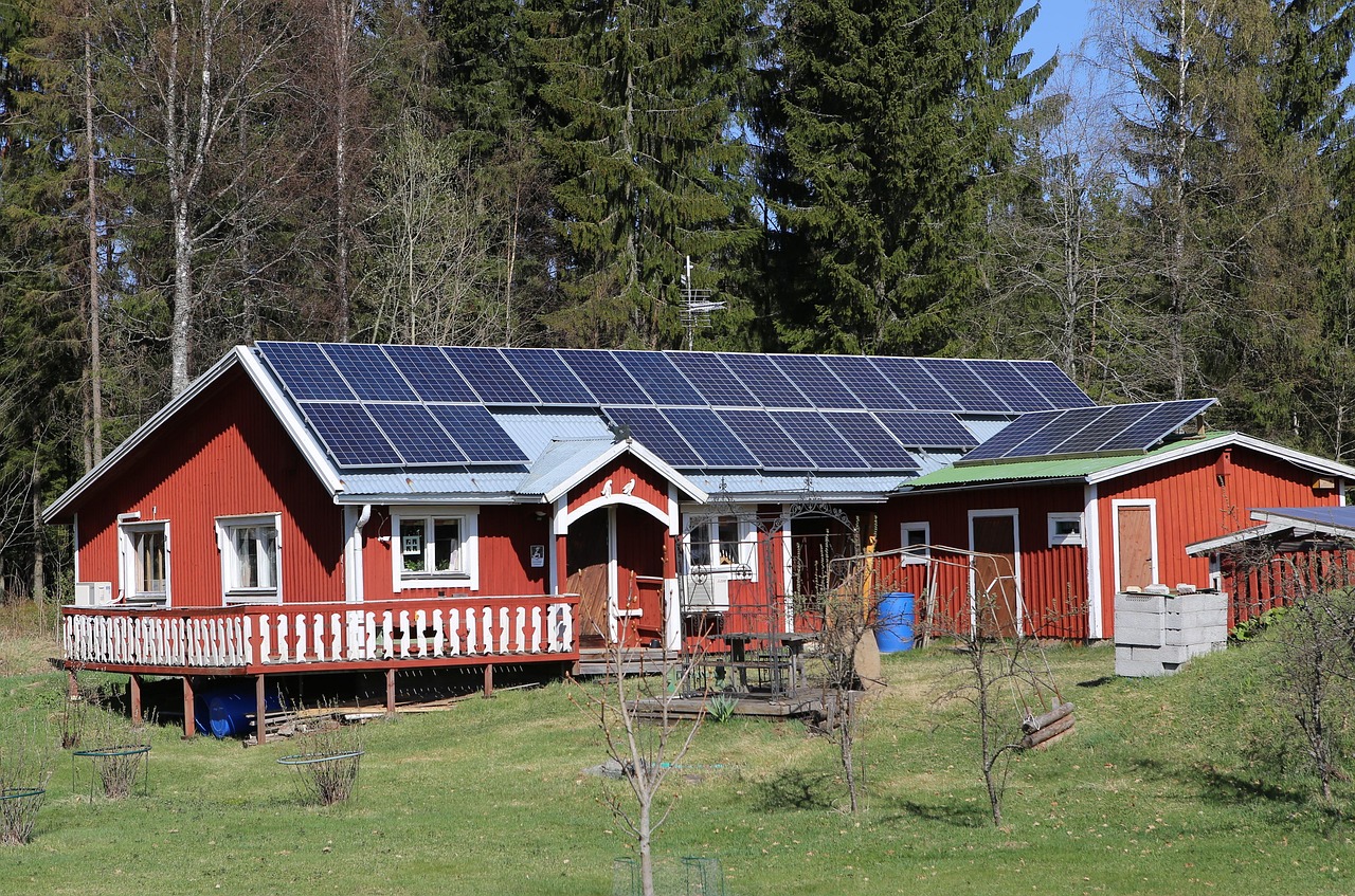 cate panouri fotovoltaice sunt necesare pentru o casa