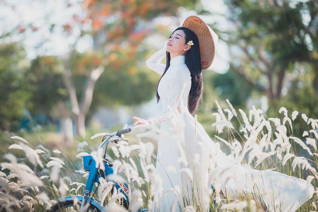 Cum imi dau seama ce croiala de rochie de zi mi se potriveste?